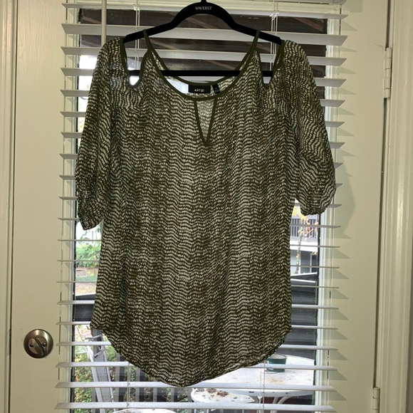 Apt. 9 Tops - $10 Thanksgiving Sale! Olive Green Cold Shoulder Top